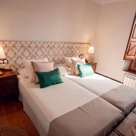 Hotel Castell Granadella à L'Ampolla Extérieur photo